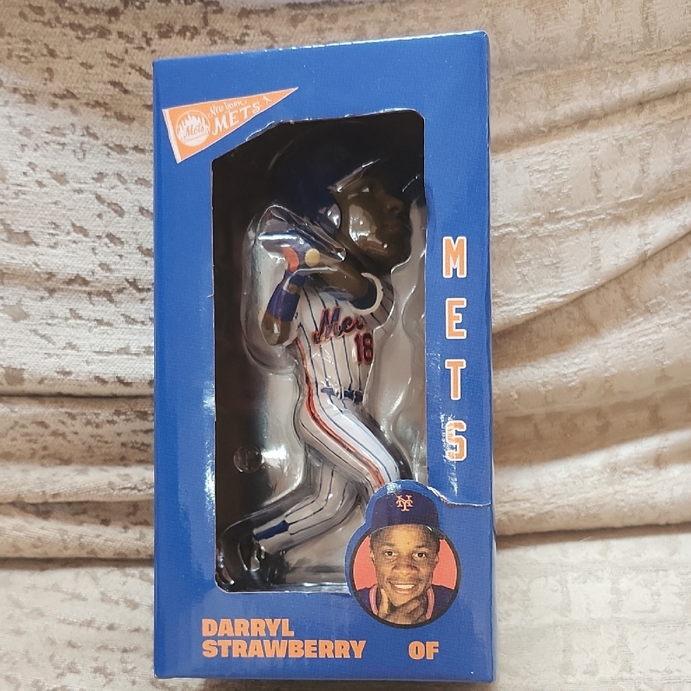 New York Mets Darryl Strawberry Baseball Card Bobblehead